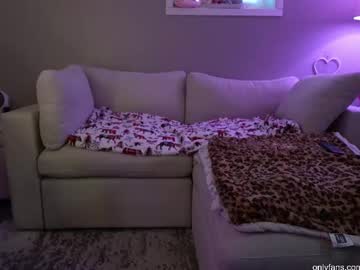 sabrinasarcade's chat room