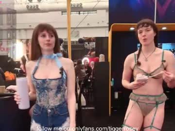 tiggerrosey's chat room