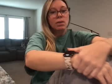 texas_blonde's chat room