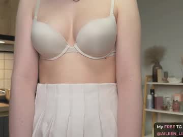 aileen__'s chat room