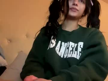 esoterickitten777's chat room