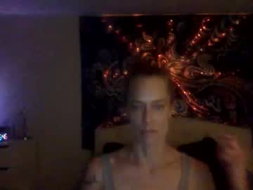 love_blooms's chat room