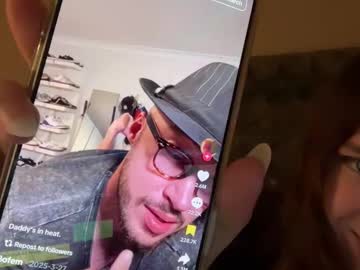 lunasnows's chat room