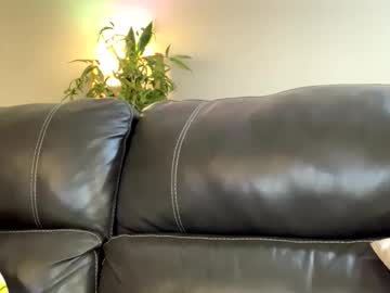 aliciacolette123's chat room