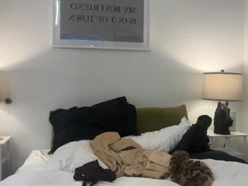 parisangel7's chat room