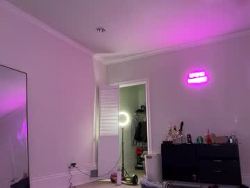 alyssastonee's chat room