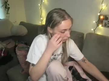 rosepuzzy69's chat room