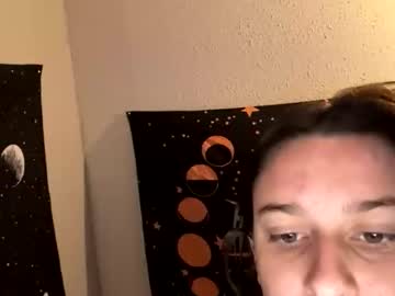 skinnyangel21's chat room