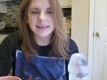 tinywithtiddies's chat room