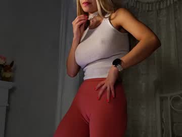 sunluscious's chat room