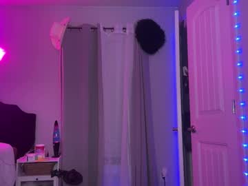 brielledaviss's chat room