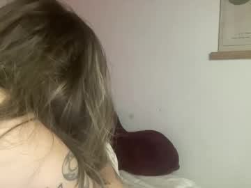 lill_daddysgirl's chat room