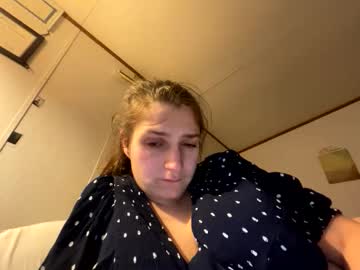 roxybcali's chat room