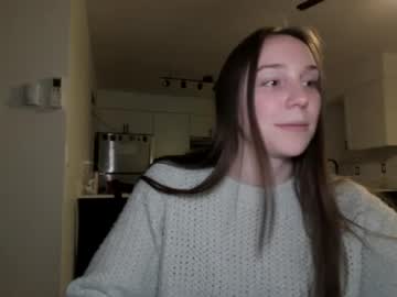 juicysavanah's chat room