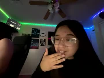 sexylatina22493587's chat room