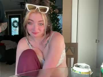 honeybunny245's chat room