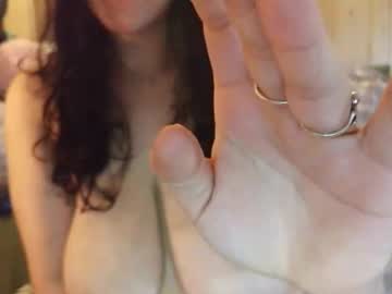 peachess101's chat room