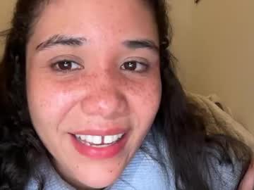 kissandcurrency's chat room