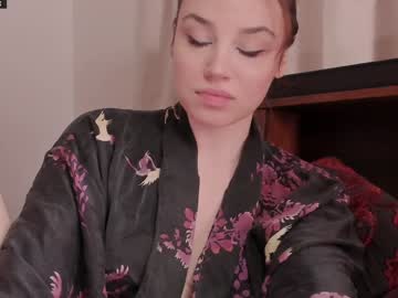 cinnabelle's chat room