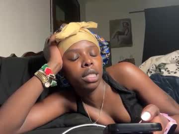 kinkycoupleinteracial's chat room