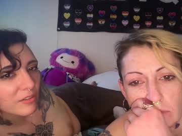 quickandcurious's chat room