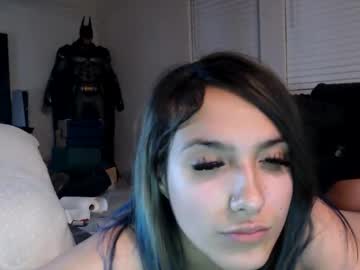 trixy79100's chat room