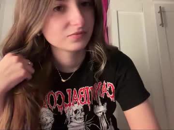 fantasyella's chat room