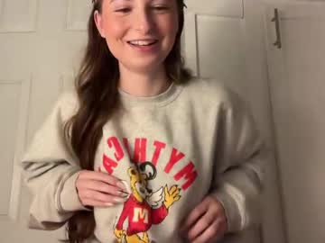 fantasyella's chat room