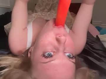 lunarose17's chat room