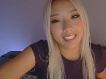 vivianwinters's chat room