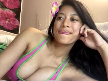 hawaiigirl_'s chat room