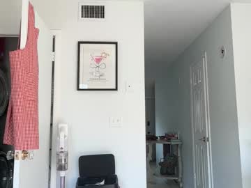 jasminetate's chat room