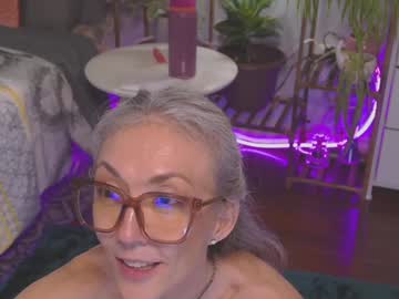 sunnie_dayz's chat room