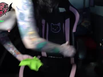 blueasfuck's chat room