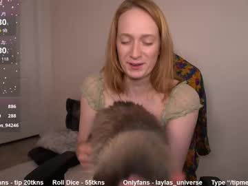 laylas_universe's chat room