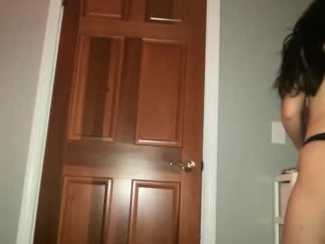 babyaves's chat room