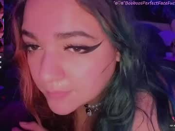booboosperfectfacefuck's chat room