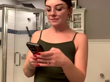 intothewoodswego's chat room