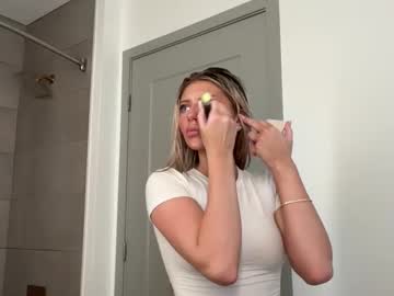 summerclarkee's chat room