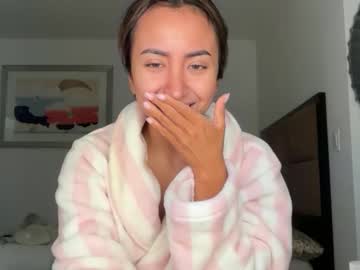 dollyrhodesss's chat room