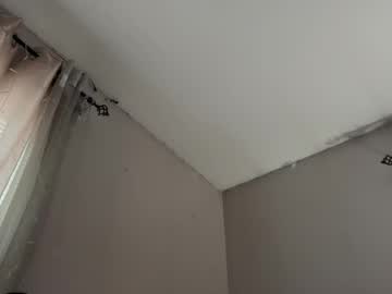 minahoneyy38's chat room