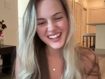 luvaimee's chat room