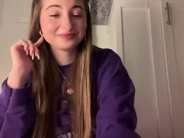 fantasyella's chat room