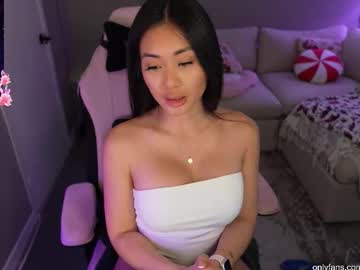 sabrinasarcade's chat room