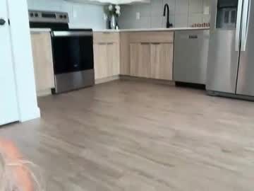 juliaabrooks's chat room