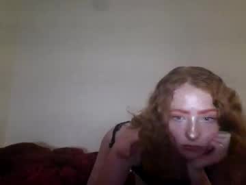 hellokitty2020luv's chat room