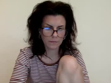 sweetriddance's chat room