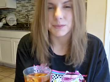 tinywithtiddies's chat room