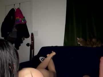 ravyn_nyx's chat room