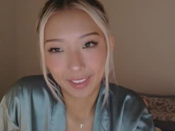 vivianwinters's chat room